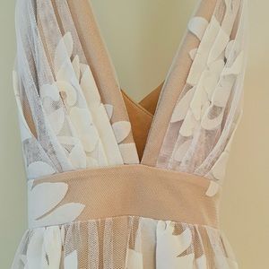 NWT Luxxel lace dress